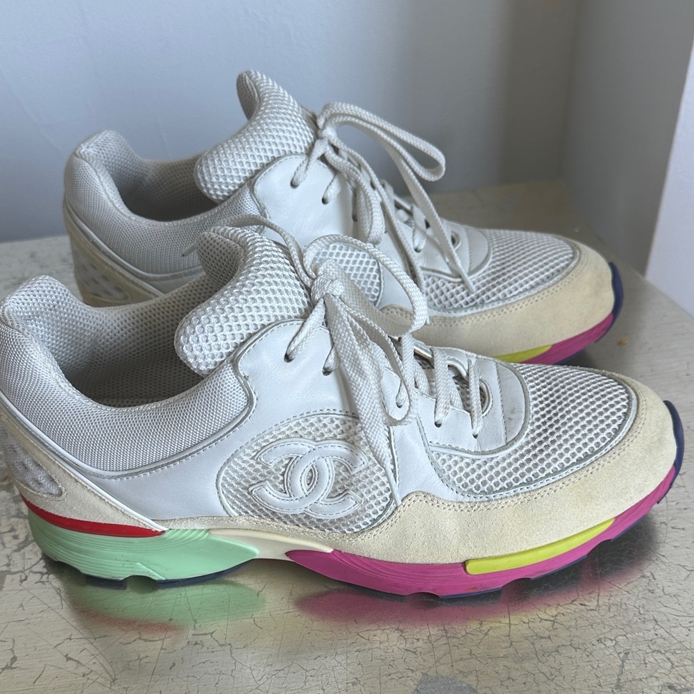 Chanel sneakers size 41
